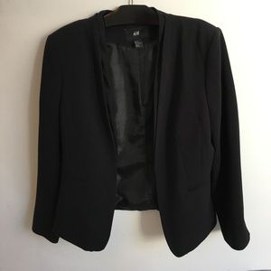 Perfect black cropped blazer